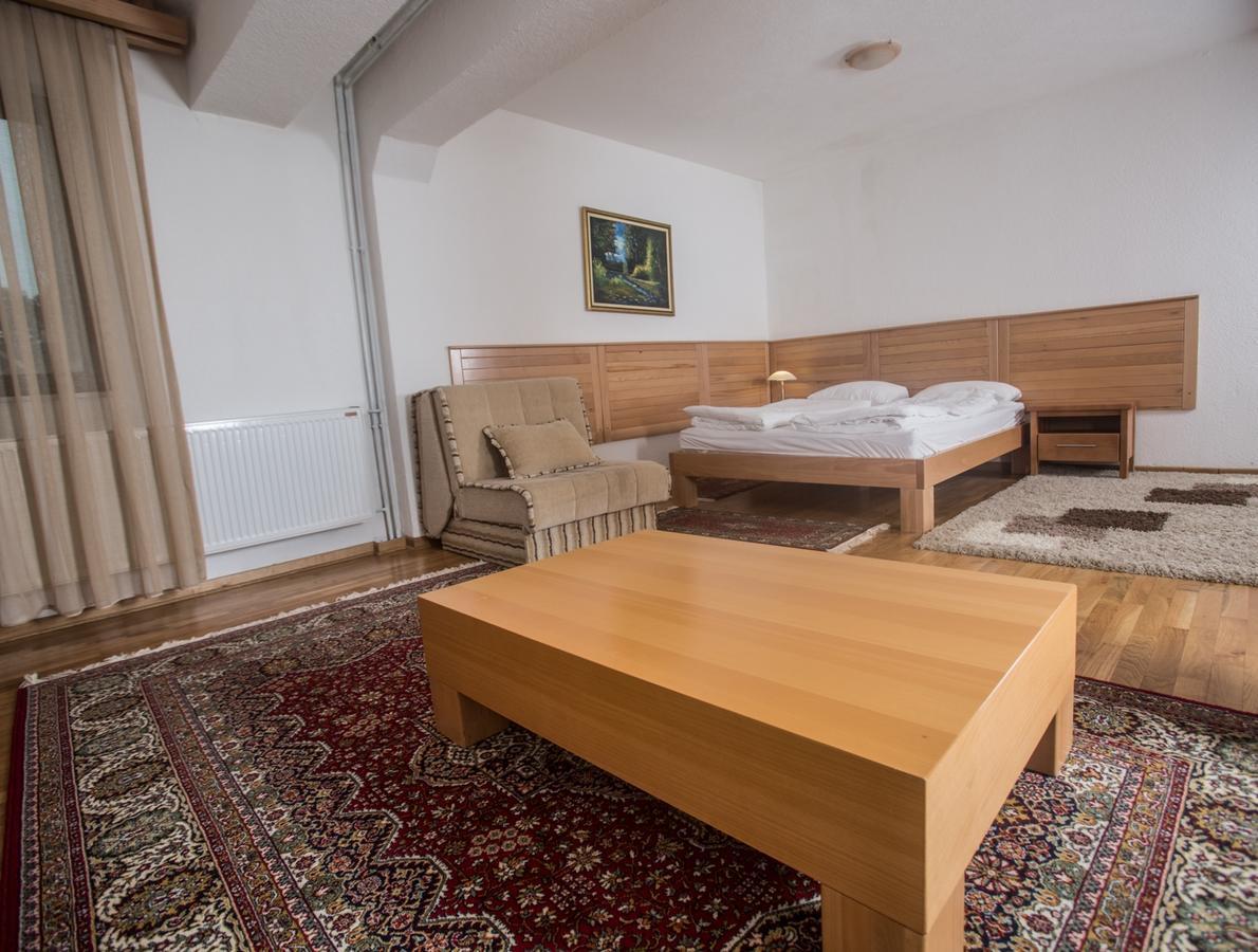 Hotel Borici Sjenica Kültér fotó